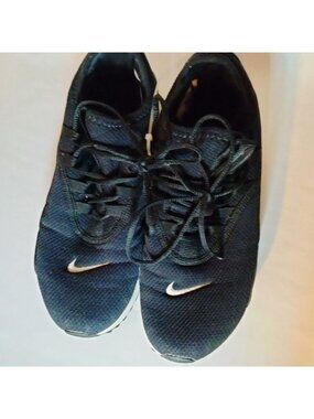 Nike Air Max Sneakers US Kids Size 6 Black White